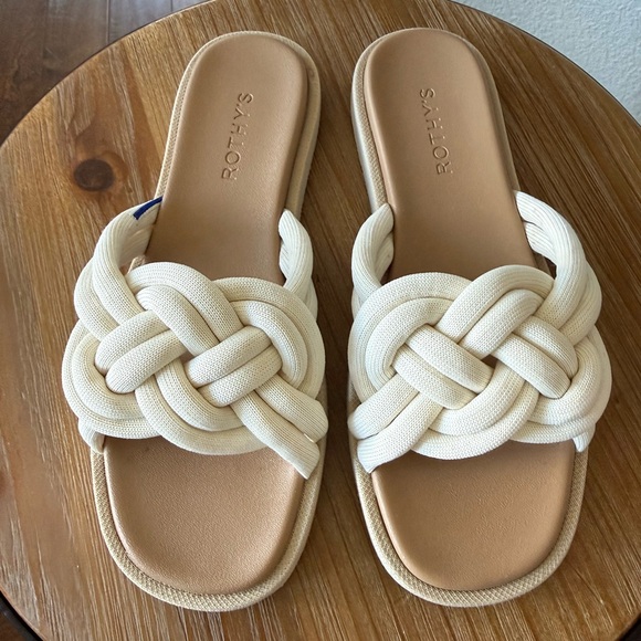 Rothy’s knotted slide sandal. Size 8.5 - Picture 2 of 5
